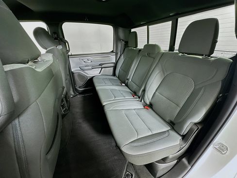 Used 2022 RAM 1500 Big Horn AWD/4WD image 26