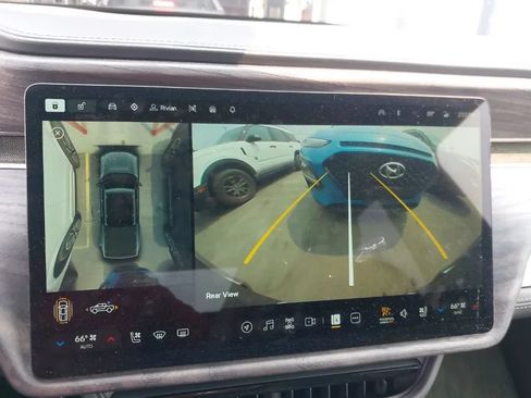 Used 2022 Rivian R1T Launch Edition AWD/4WD image 6