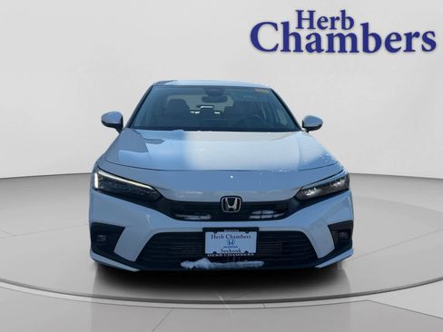 Used 2023 Honda Civic Touring image 2