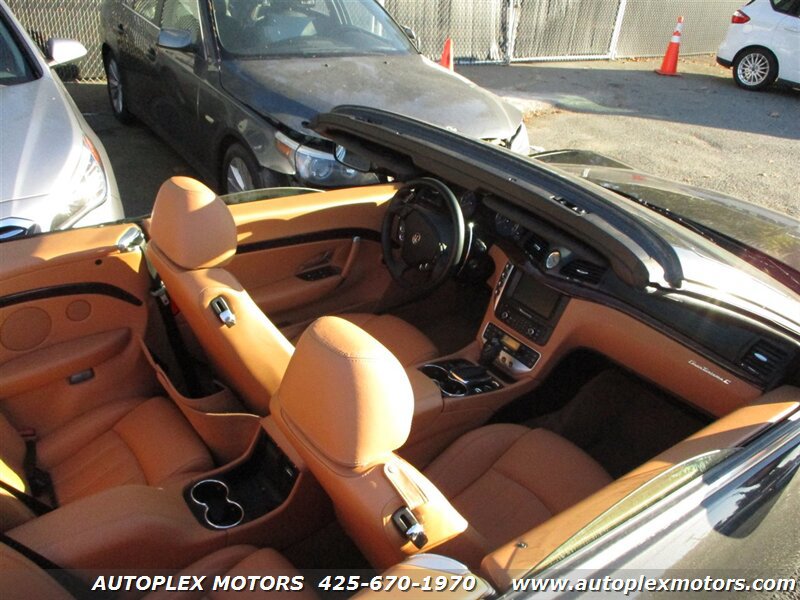 Used 2011 Maserati GranTurismo Convertible RWD image 17