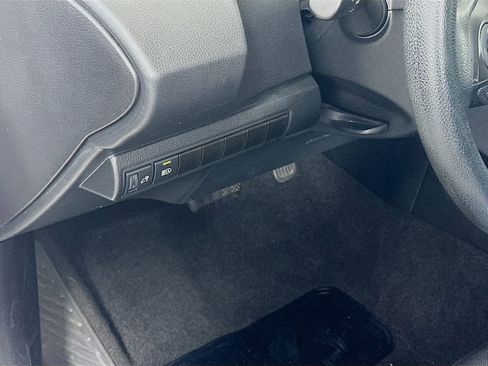 Used 2024 Toyota Corolla LE FWD image 10