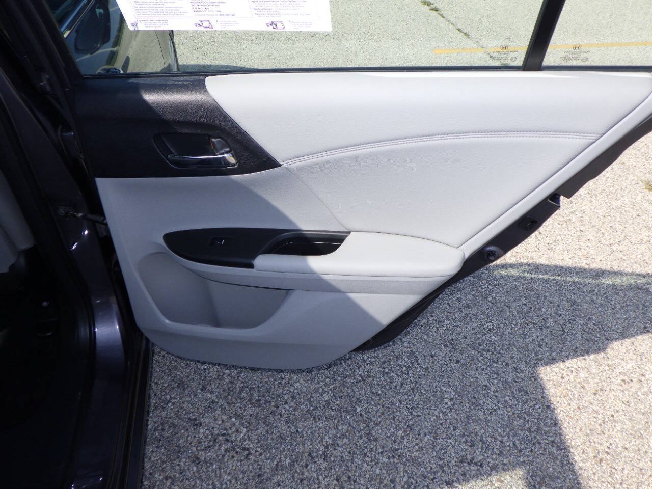 Used 2013 Honda Accord Touring image 18
