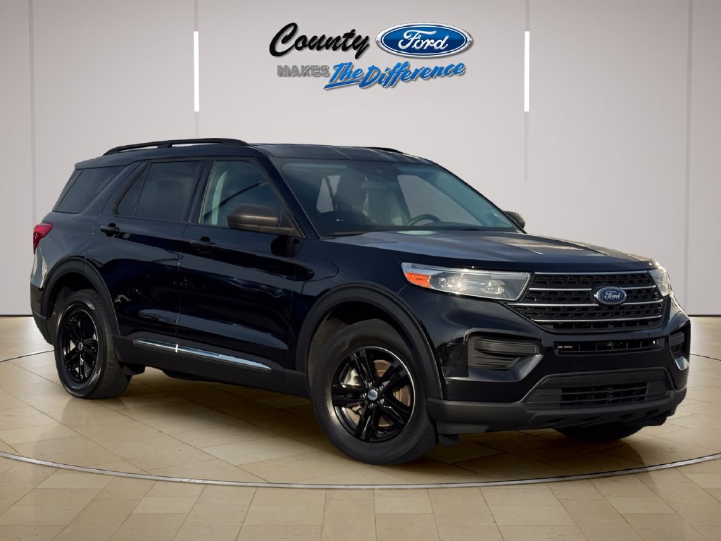 Used 2022 Ford Explorer XLT AWD/4WD image 1