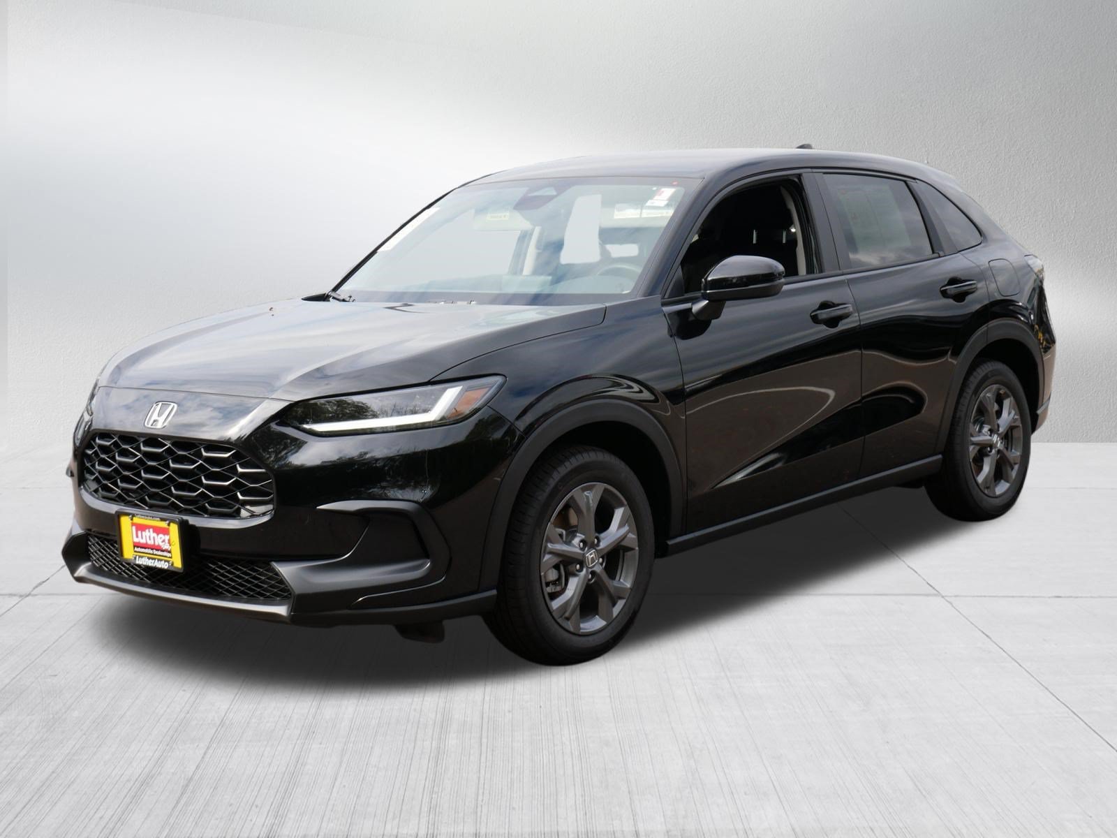 Certified 2027 Honda HR-V LX image 3