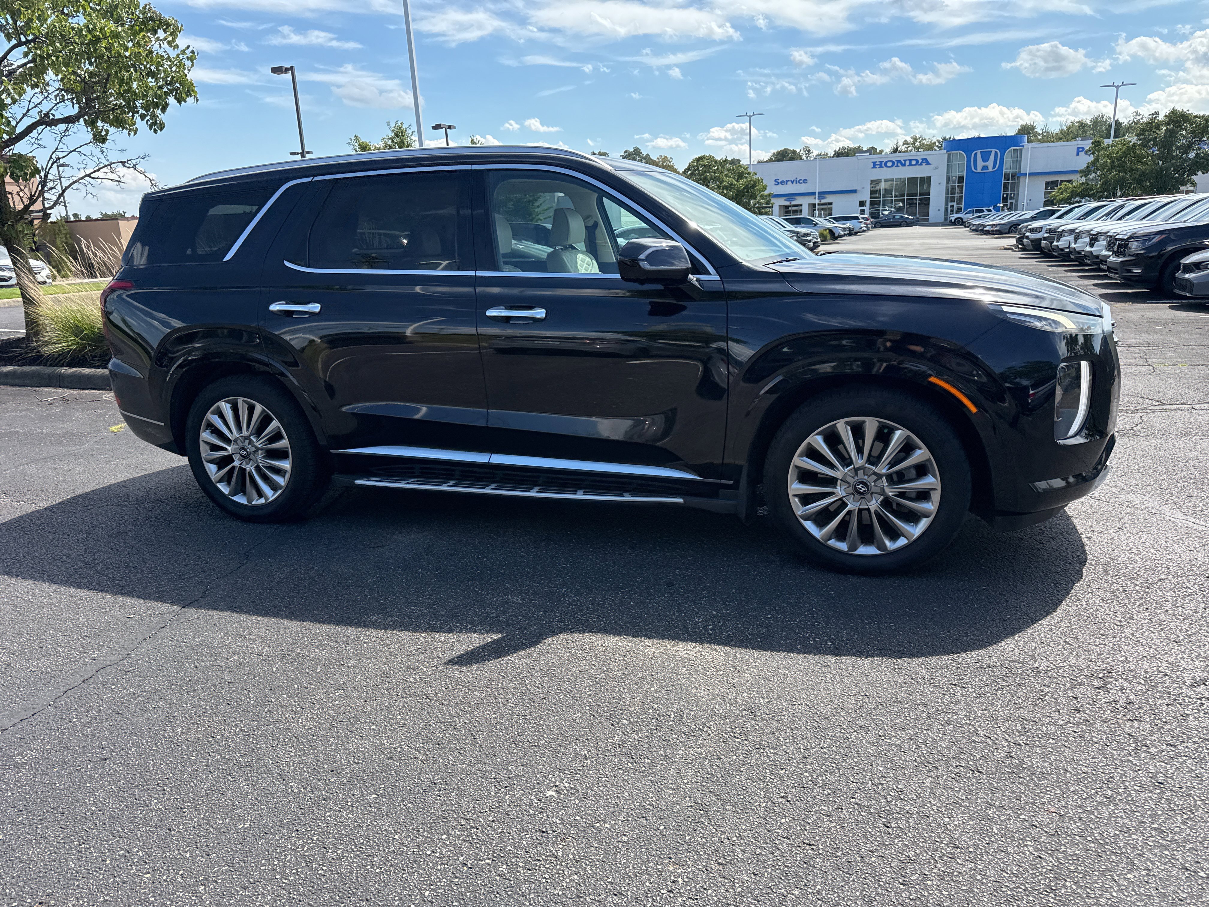 Used 2020 Hyundai Palisade Limited AWD/4WD image 25