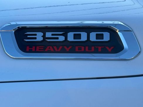 Used 2024 RAM 3500 Big Horn AWD/4WD image 11
