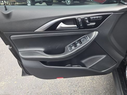 Used 2018 INFINITI QX30 Premium w/ Navigation Package AWD/4WD image 24