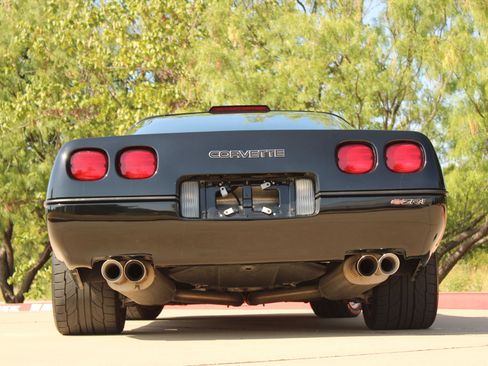 Used 1990 Chevrolet Corvette ZR-1 RWD image 13