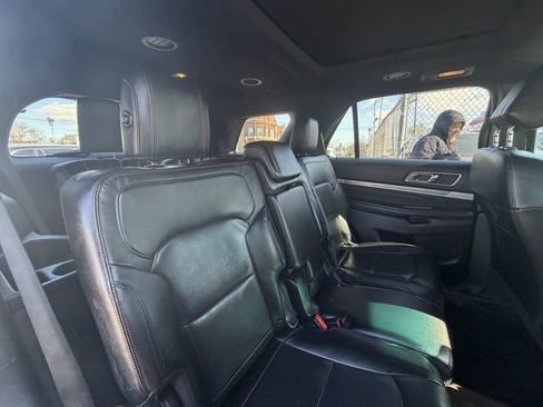 Used 2016 Ford Explorer Sport image 28