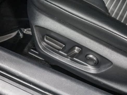 Certified 2023 Toyota Camry SE w/ Convenience Package image 23