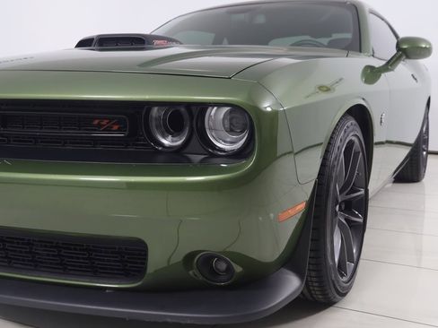 Used 2019 Dodge Challenger R/T Scat Pack w/ Shaker Package image 57