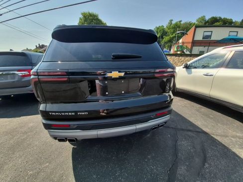 Used 2024 Chevrolet Traverse LT AWD/4WD image 6