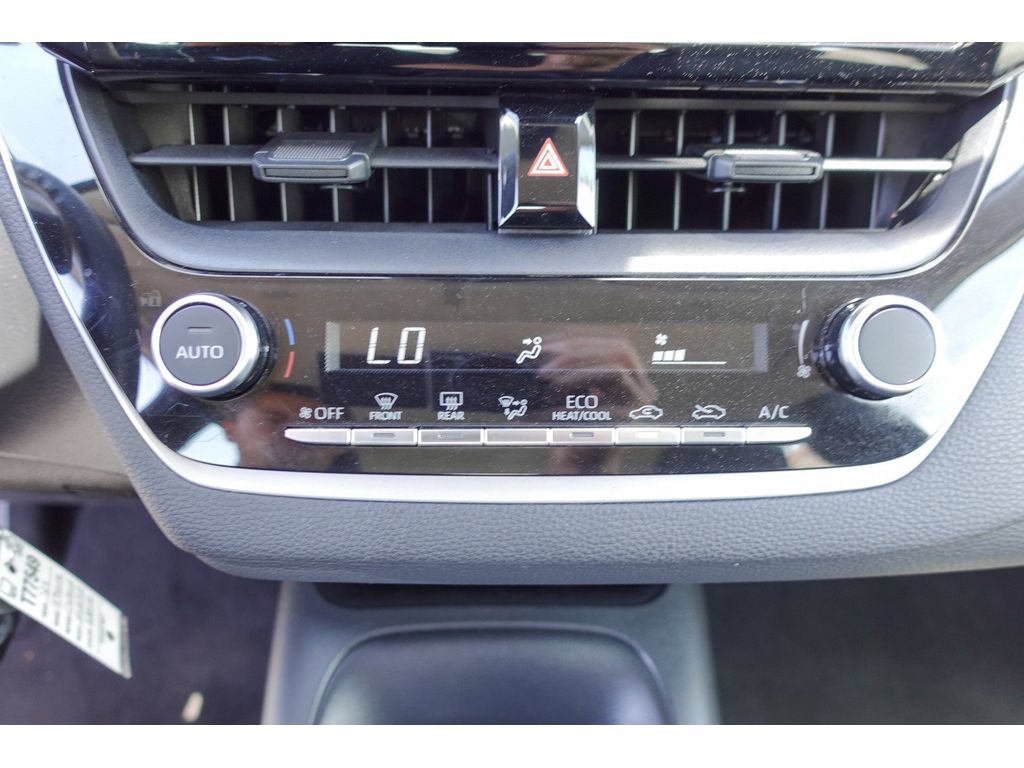 Certified 2024 Toyota Corolla LE FWD image 18