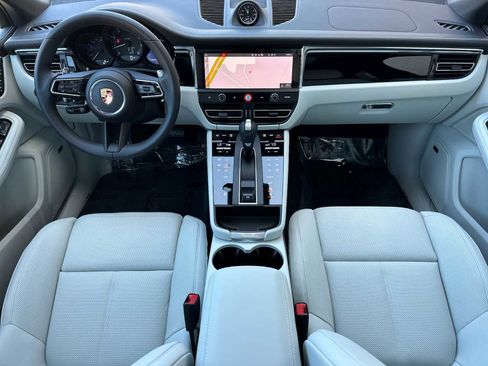 New 2025 Porsche Macan image 6
