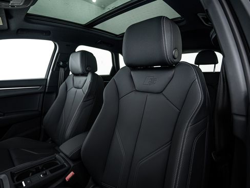 New 2025 Audi Q3 2.0T Premium image 15
