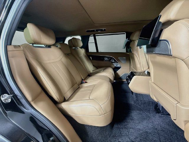 Certified 2024 Land Rover Range Rover Long Wheelbase Autobiography AWD/4WD image 30