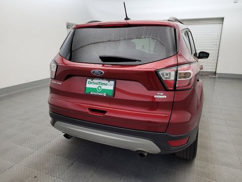 Used 2017 Ford Escape SE w/ Equipment Group 201A FWD image 7