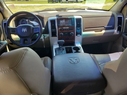 Used 2012 RAM 1500 Laramie RWD image 13