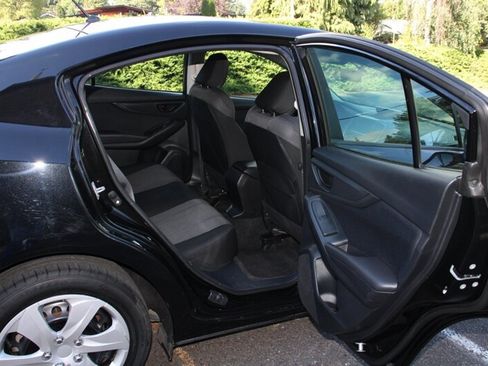 Used 2018 Subaru Impreza 2.0i AWD/4WD image 6