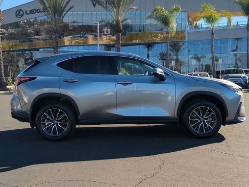 Certified 2023 Lexus NX 250 FWD image 4
