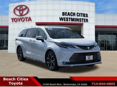 Used 2025 Toyota Sienna Platinum