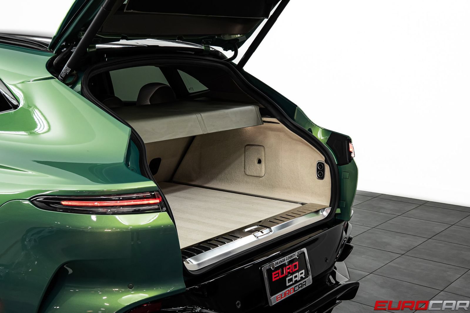 Used 2023 Aston Martin DBX 707 AWD/4WD image 16