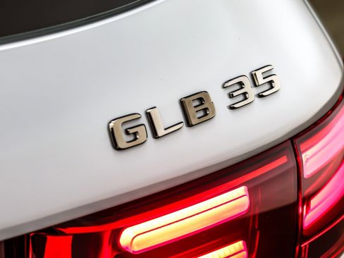 New 2026 Mercedes-Benz GLB 35 AMG 4MATIC image 9