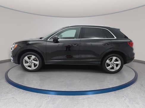 Used 2020 Audi Q3 2.0T Premium AWD/4WD image 8