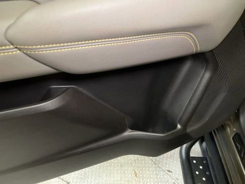 Used 2024 Chevrolet Colorado ZR2 w/ Technology Package image 50