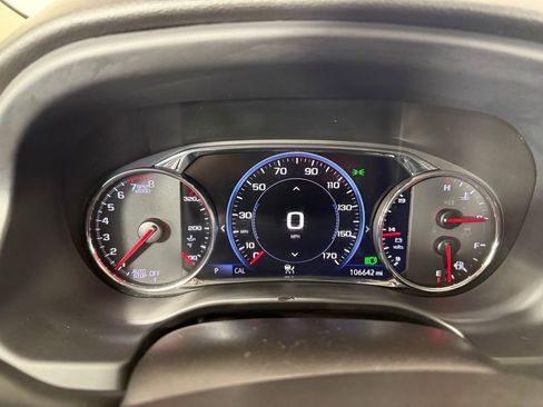 Used 2023 GMC Acadia Denali w/ Black Diamond Edition AWD/4WD image 22