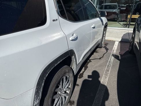 Used 2018 GMC Acadia SLT image 29