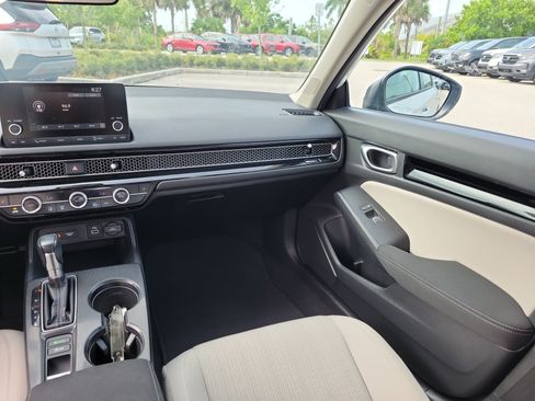 Used 2024 Honda Civic EX image 20