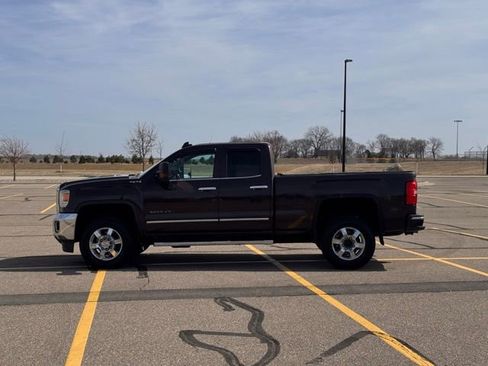Used 2016 GMC Sierra 2500 SLT w/ Driver Alert Package image 32