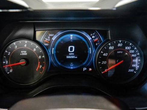 Used 2018 Chevrolet Camaro SS RWD image 26