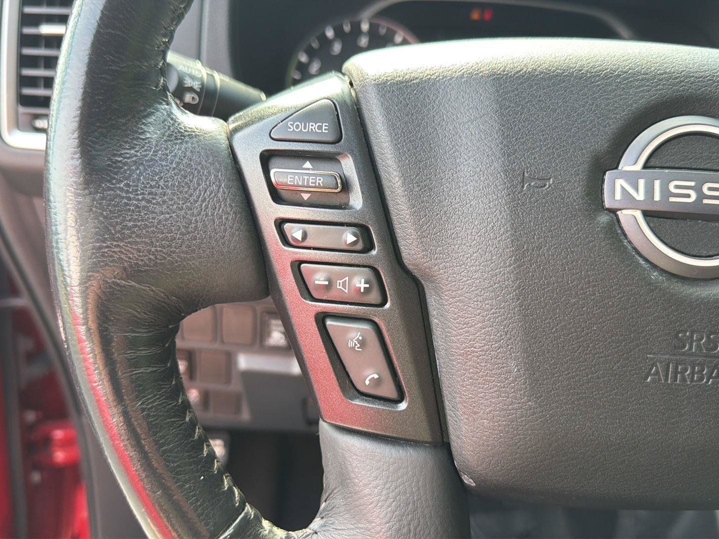 Used 2022 Nissan Frontier SV w/ SV Premium Package RWD image 20
