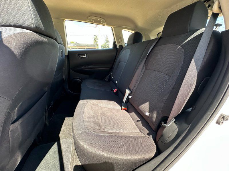 Used 2013 Nissan Rogue S AWD/4WD image 14