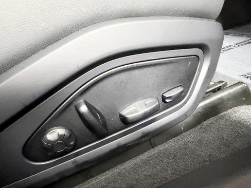 Used 2022 Audi e-tron GT Premium Plus w/ Performance Package image 47