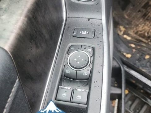 Certified 2024 Ford F350 Lariat w/ Black Appearance Package image 11