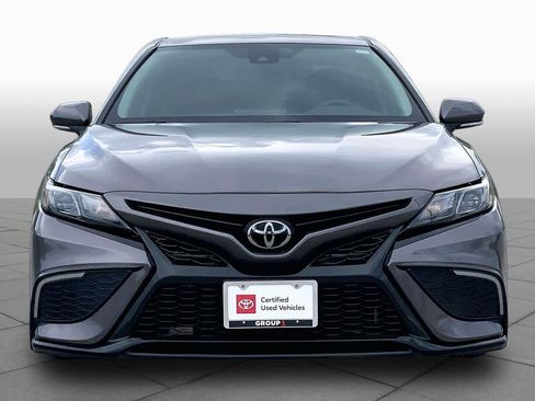 Used 2023 Toyota Camry SE FWD image 4