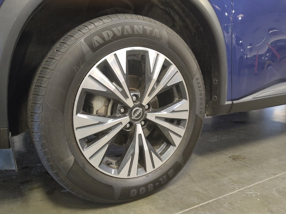 Used 2023 Nissan Rogue SV FWD image 31