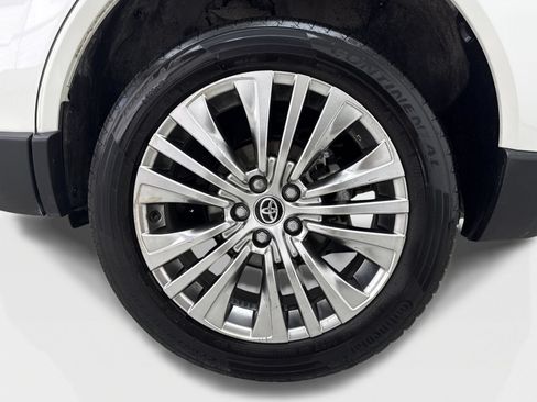 Used 2021 Toyota Venza XLE AWD/4WD image 52