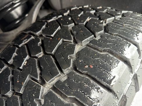 Used 2019 GMC Sierra 1500 SLT w/ SLT Convenience Package image 7