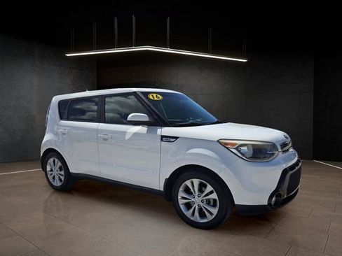 Used 2016 Kia Soul + FWD image 1