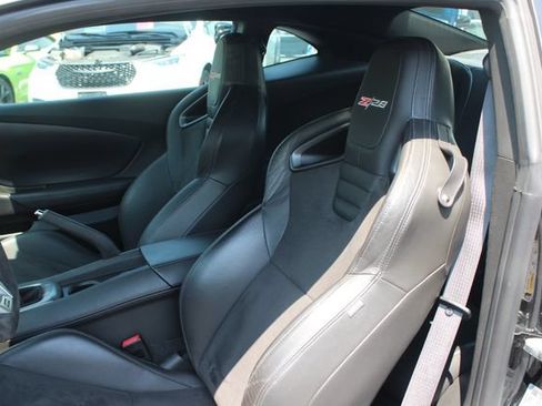 Used 2014 Chevrolet Camaro Z/28 RWD image 25