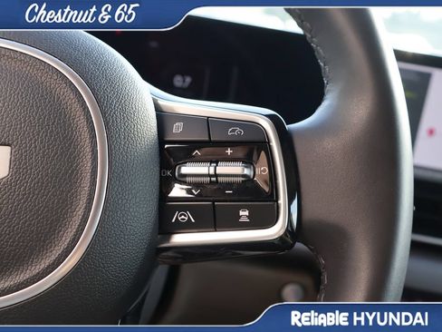 Used 2025 Kia Carnival SX FWD image 28
