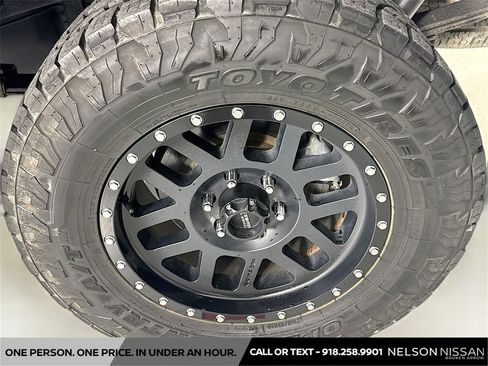 Used 2018 Ford F150 Limited w/ Trailer Tow Package image 32