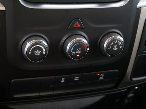 Used 2019 RAM 1500 Classic Warlock image 23