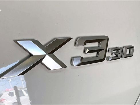 Used 2025 BMW X3 xDrive30i w/ Convenience Package image 11