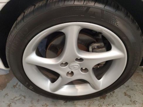 Used 2001 MAZDA MX-5 Miata image 28