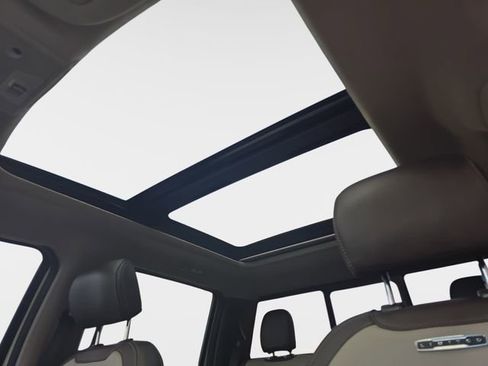 Used 2019 Ford F150 Limited w/ Trailer Tow Package image 32